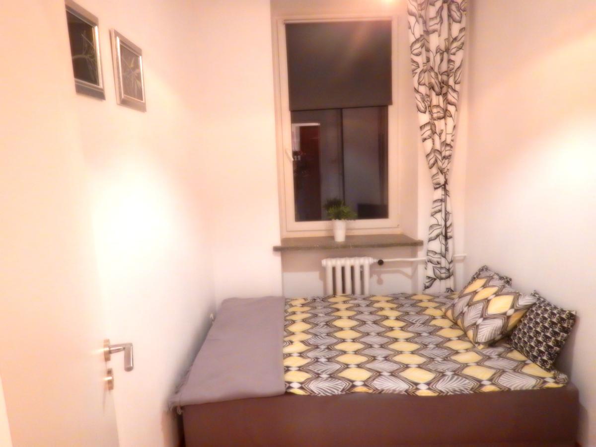 Central Warsaw Apartment Екстер'єр фото